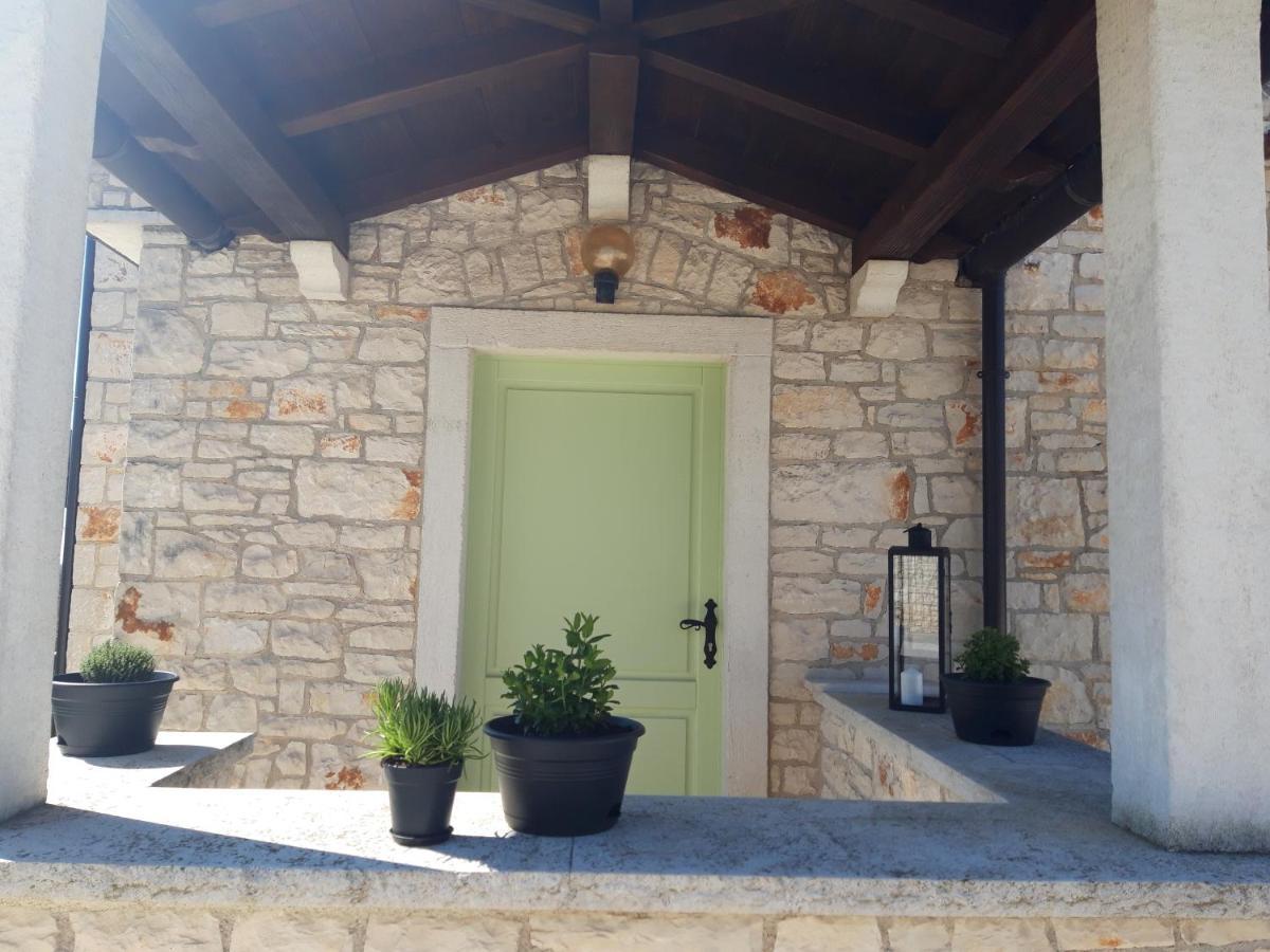 Villa Luksa Grožnjan Exterior foto
